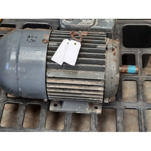 Brook Crompton 3 KW THREE PHASE MOTOR Brook Crompton 3 KW THREE PHASE MOTOR