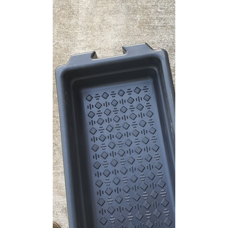 Plastic Foot Bath of Sheep with dovetail ends so they rigidly join